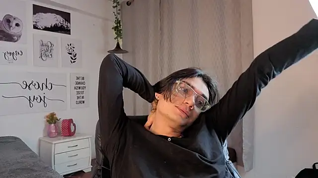 davoxer online show from November 29, 2025, 3:42 am