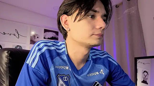 davoxer online show from February 22, 2026, 2:45 am