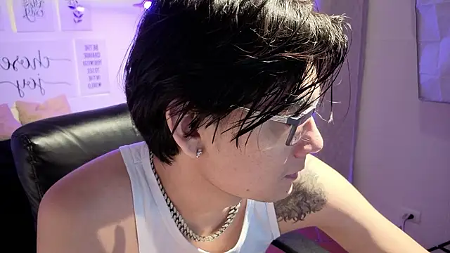 davoxer online show from March 14, 2026, 4:29 am