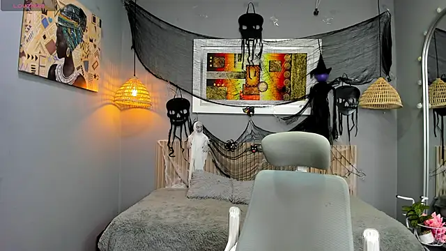 Snapshot of markbowie chatting on October 26, 2025, 12:11 pm markbowie online show from October 26, 2025, 12:11 pm