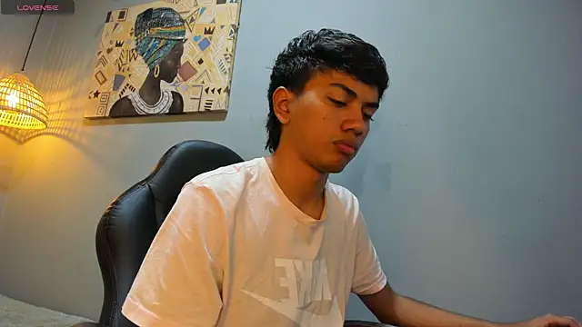 Snapshot of markbowie chatting on November 25, 2025, 11:54 am markbowie online show from November 25, 2025, 11:54 am