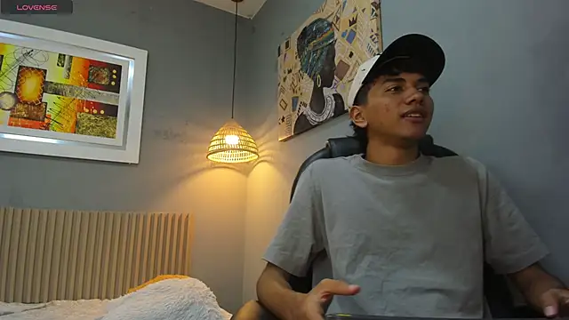 Snapshot of markbowie chatting on January 10, 2026, 7:15 pm markbowie online show from January 10, 2026, 7:15 pm