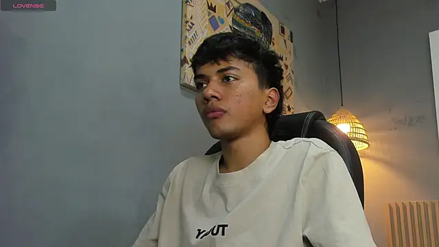 Snapshot of markbowie chatting on January 14, 2026, 1:06 pm markbowie online show from January 14, 2026, 1:06 pm