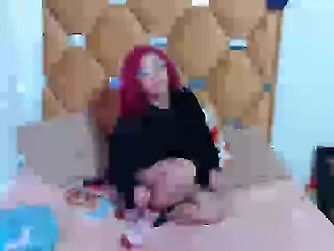 CATTALINAHOT online show from April 5, 2026, 2:47 pm