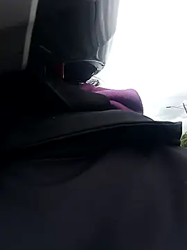 Foxxy Doll online show from October 14, 2025, 2:18 pm