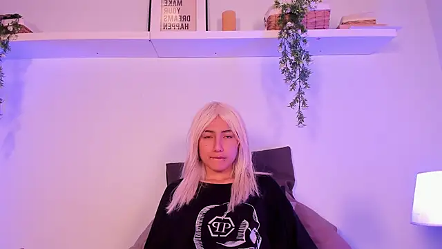 Snapshot of Vampgyal chatting on October 23, 2025, 9:02 pm Vampgyal online show from October 23, 2025, 9:02 pm