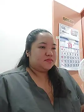 LianaCruzado online show from May 19, 2026, 1:50 pm