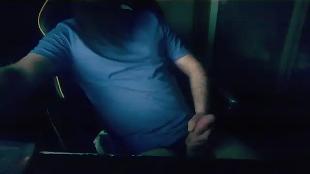 LondonMan1988 online show from January 15, 2026, 4:50 am