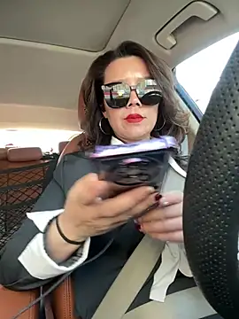 anna yngs online show from March 11, 2026, 5:57 am