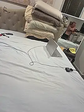 Snapshot of iamthepublickmasterbater chatting on February 12, 2026, 5:02 am iamthepublickmasterbater online show from February 12, 2026, 5:02 am