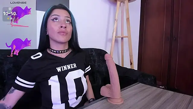 cherry jenklins8 online show from September 25, 2025, 3:49 pm