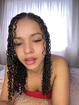 Snapshot of Yasmin777_ chatting on October 3, 2025, 5:10 pm Yasmin777 online show from October 3, 2025, 5:10 pm