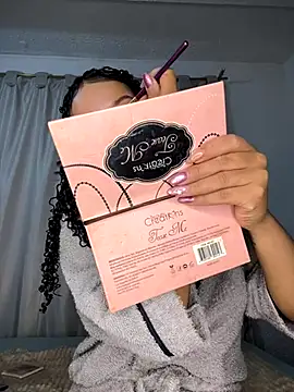 Snapshot of Yasmin777_ chatting on October 26, 2025, 12:16 am Yasmin777 online show from October 26, 2025, 12:16 am