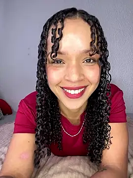 Snapshot of Yasmin777_ chatting on January 7, 2026, 7:49 pm Yasmin777 online show from January 7, 2026, 7:49 pm