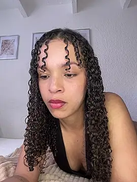 Yasmin777  online show from March 20, 2026, 6:24 pm