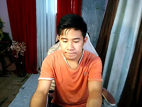 Snapshot of urboy_cass chatting on September 28, 2025, 3:56 am urboy cass online show from September 28, 2025, 3:56 am