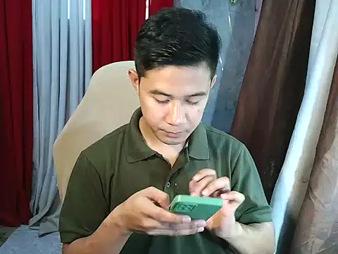 Snapshot of urboy_cass chatting on October 9, 2025, 6:00 am urboy cass online show from October 9, 2025, 6:00 am