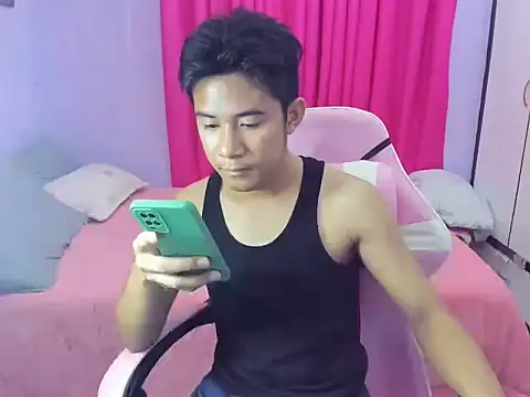 Snapshot of urboy_cass chatting on October 29, 2025, 4:04 am urboy cass online show from October 29, 2025, 4:04 am