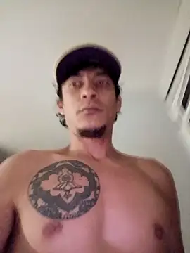 Snapshot of Alejobig27 chatting on November 26, 2025, 6:03 am Alejobig27 online show from November 26, 2025, 6:03 am