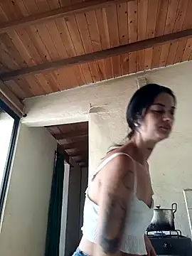 Akasha001 online show from September 9, 2025, 6:18 pm