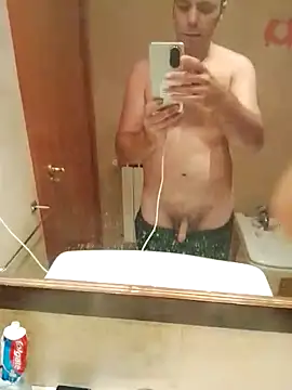 manchego85 online show from October 1, 2025, 12:05 am