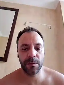 manchego85 online show from October 7, 2025, 4:04 pm