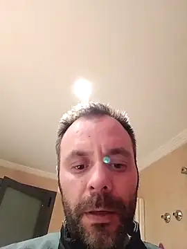 manchego85 online show from October 12, 2025, 1:48 am