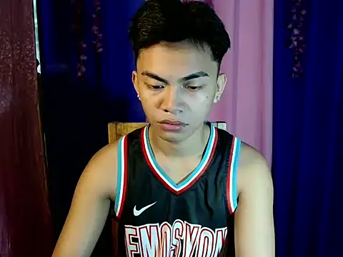 urguy marco online show from September 29, 2025, 1:11 am