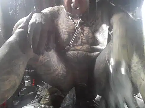 object857 online show from December 4, 2025, 8:39 pm