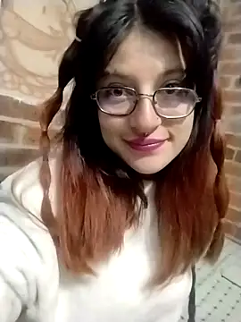  Alaskamisa online show from February 25, 2026, 3:27 am