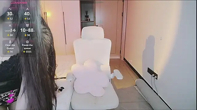 Snapshot of Olivia520 chatting on October 3, 2025, 5:04 am Olivia520 online show from October 3, 2025, 5:04 am