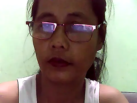 Snapshot of HotLadyPinay32 chatting on January 18, 2026, 12:36 am HotLadyPinay32 online show from January 18, 2026, 12:36 am