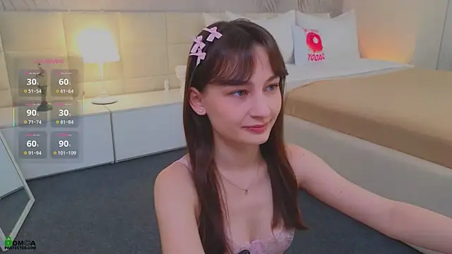 Snapshot of LolaPrise chatting on February 16, 2026, 1:35 am LolaPrise online show from February 16, 2026, 1:35 am