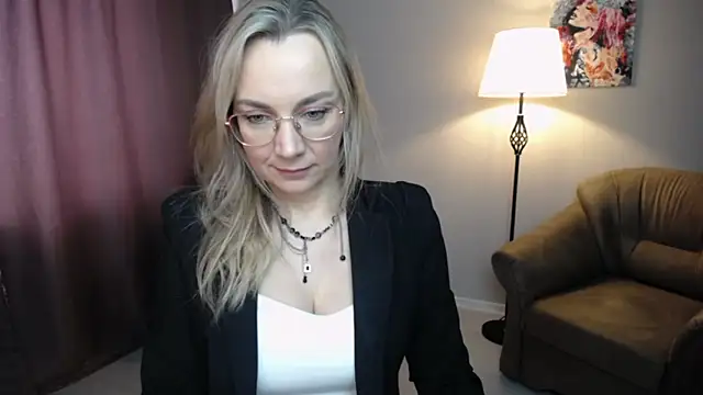 Ava Elior online show from February 23, 2026, 11:07 am