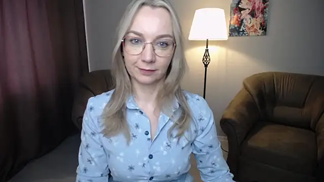 Ava Elior online show from March 14, 2026, 10:42 am