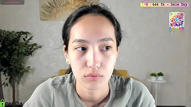 Snapshot of FlirtyAura chatting on May 14, 2026, 3:46 am FlirtyAura online show from May 14, 2026, 3:46 am