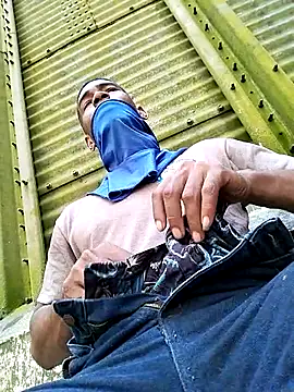 Snapshot of Kesurra chatting on February 26, 2026, 6:18 pm Kesurra online show from February 26, 2026, 6:18 pm