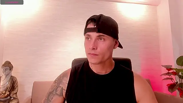 connorsmiith online show from April 13, 2026, 10:48 pm