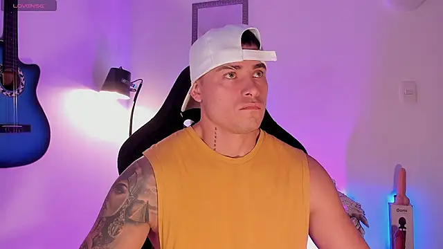 connorsmiith online show from June 3, 2026, 11:35 am