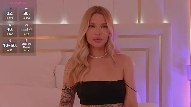 AriellaMelo online show from September 17, 2025, 6:04 am