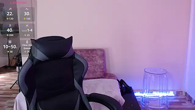 Susanahendrix online show from March 28, 2026, 6:29 pm