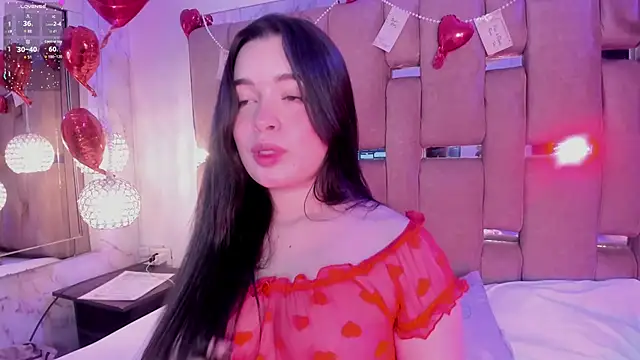 KateLee online show from February 13, 2026, 5:58 am