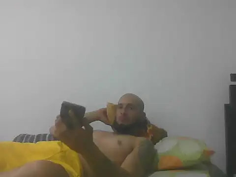 Snapshot of Jorme23 chatting on May 12, 2026, 9:34 pm Jorme23 online show from May 12, 2026, 9:34 pm