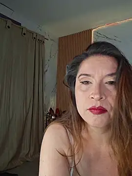 Lady Sofhia online show from February 8, 2026, 1:09 am