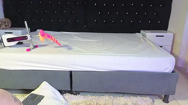 Lisa sweetas online show from March 19, 2026, 2:59 am