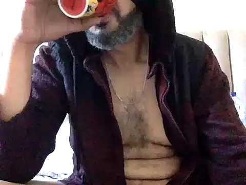 Snapshot of CaiBull chatting on February 4, 2026, 7:25 am CaiBull online show from February 4, 2026, 7:25 am