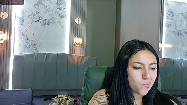 Megara 25 online show from September 22, 2025, 2:52 pm