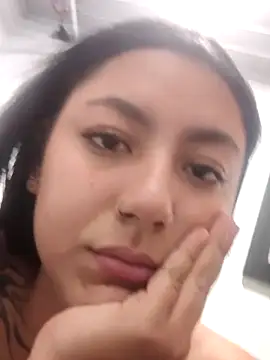 Megara 25 online show from November 25, 2025, 3:39 am