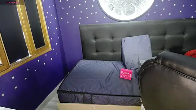 Megara 25 online show from April 25, 2026, 4:48 pm