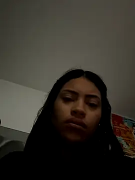 AmberMoss1 online show from October 25, 2025, 11:07 am